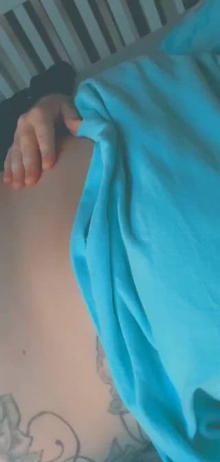 Fuck my big tits daddy 🤤