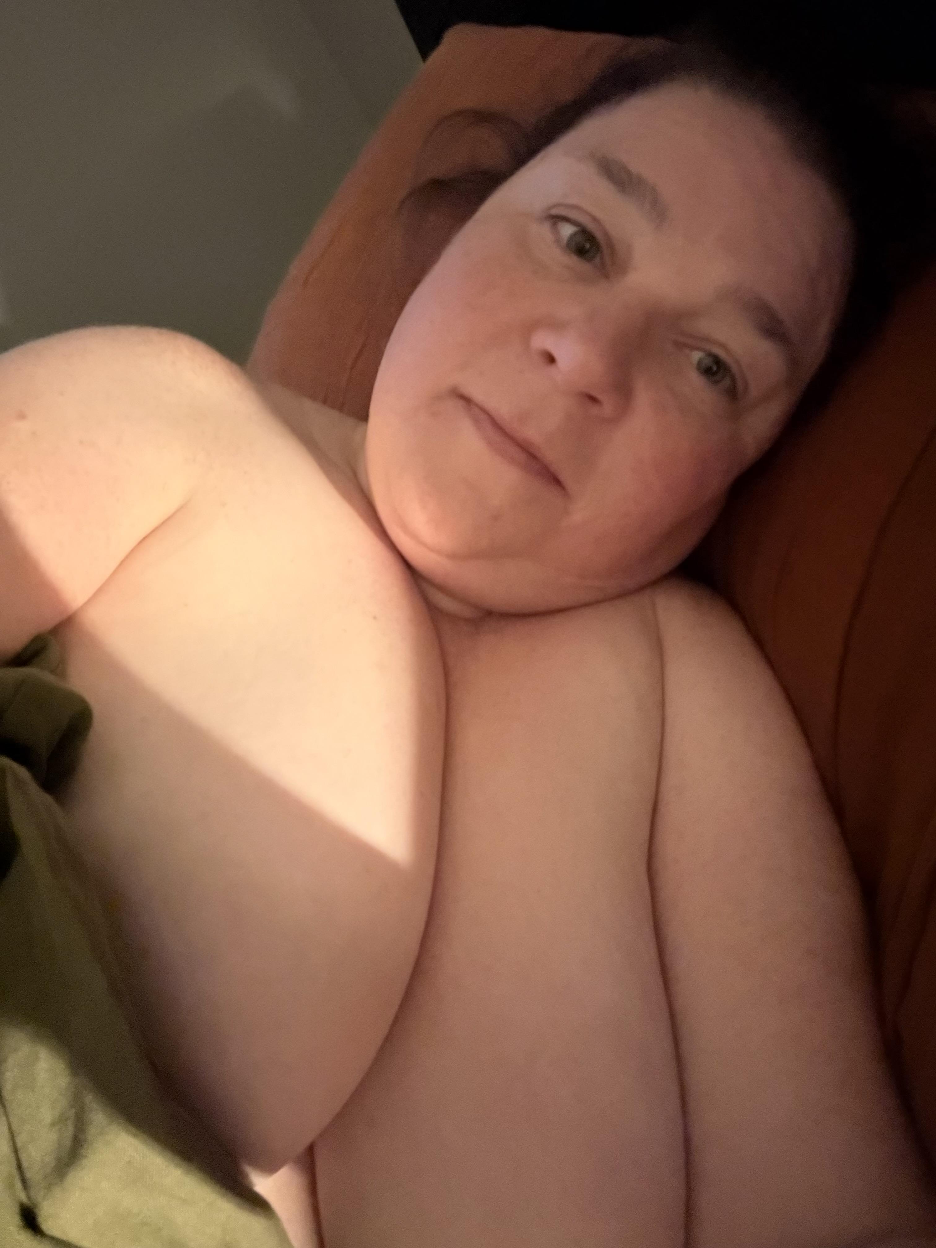 54 yo MILF looking right at you