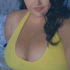 big titties + thick thighs 😜
