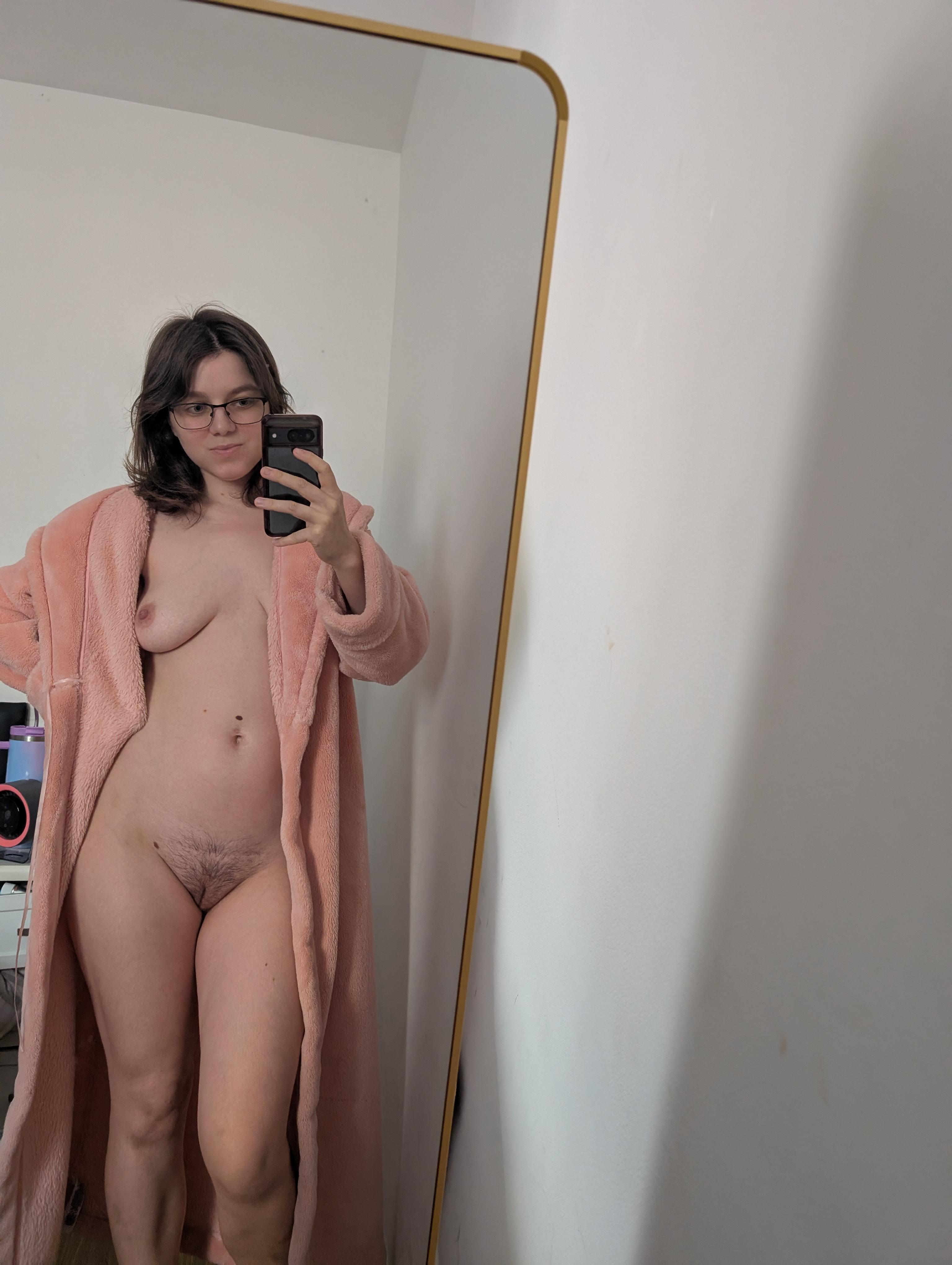 The pink dressing gown is back