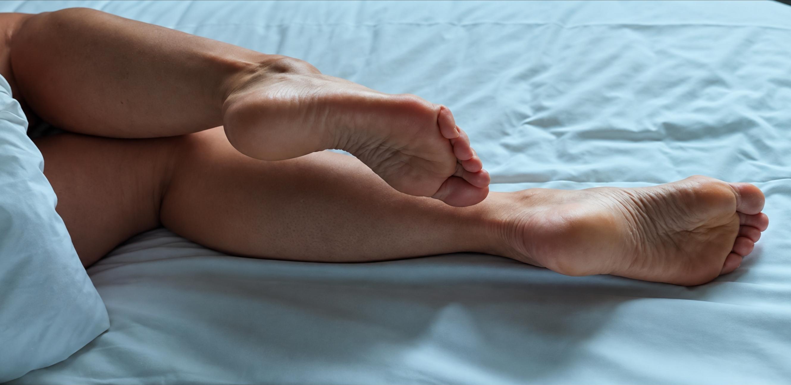 Love to make you rock hard in the morning with this view 😈
