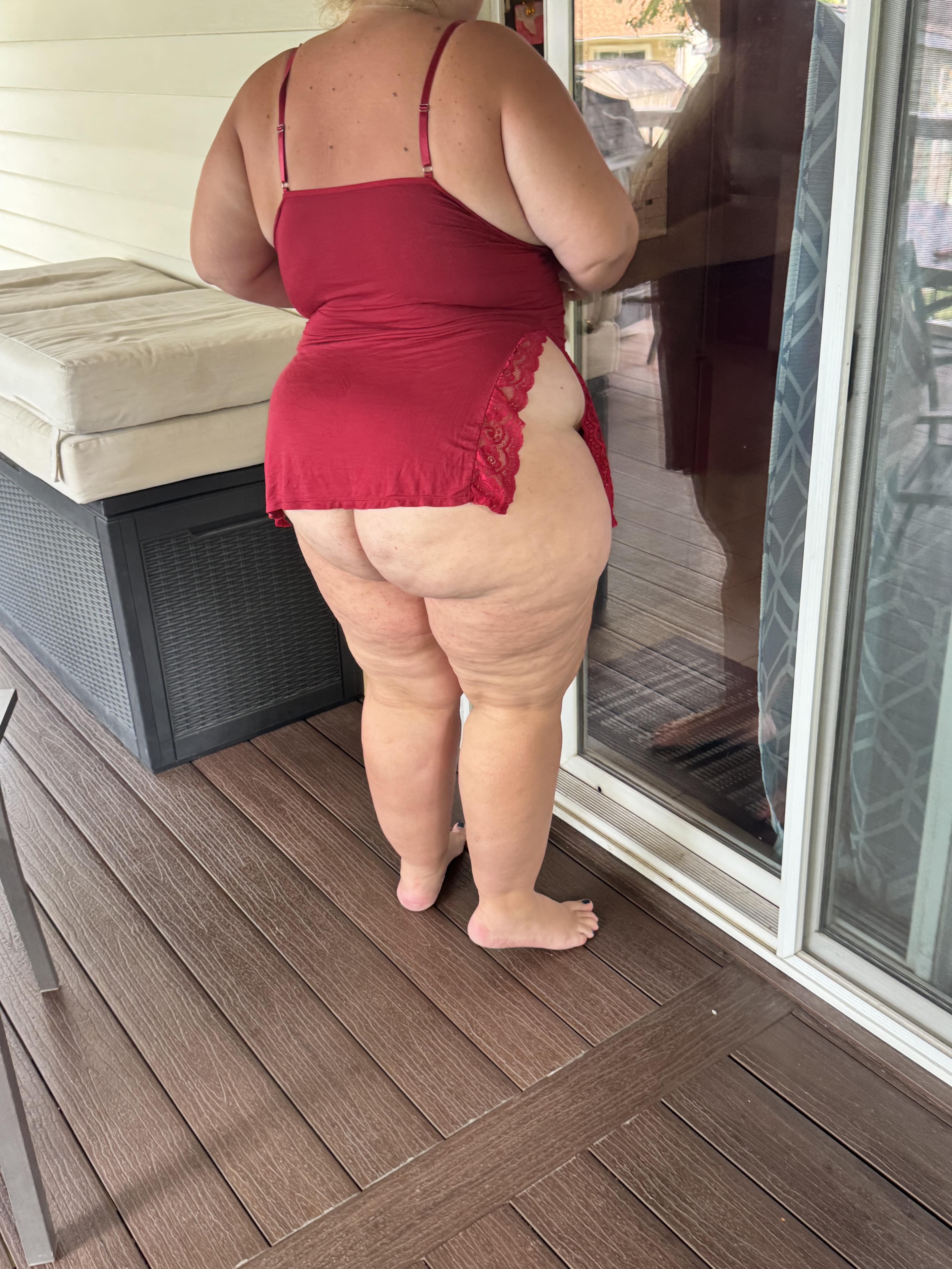 An ass like this is meant to be seen