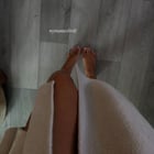 robe and barefoot are my morning essentials 👣👸🏼
