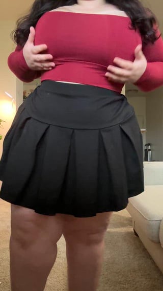 5’1 slut ready for cock😈
