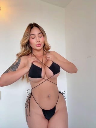 This is me submitting to be your full time curvy girlfriend