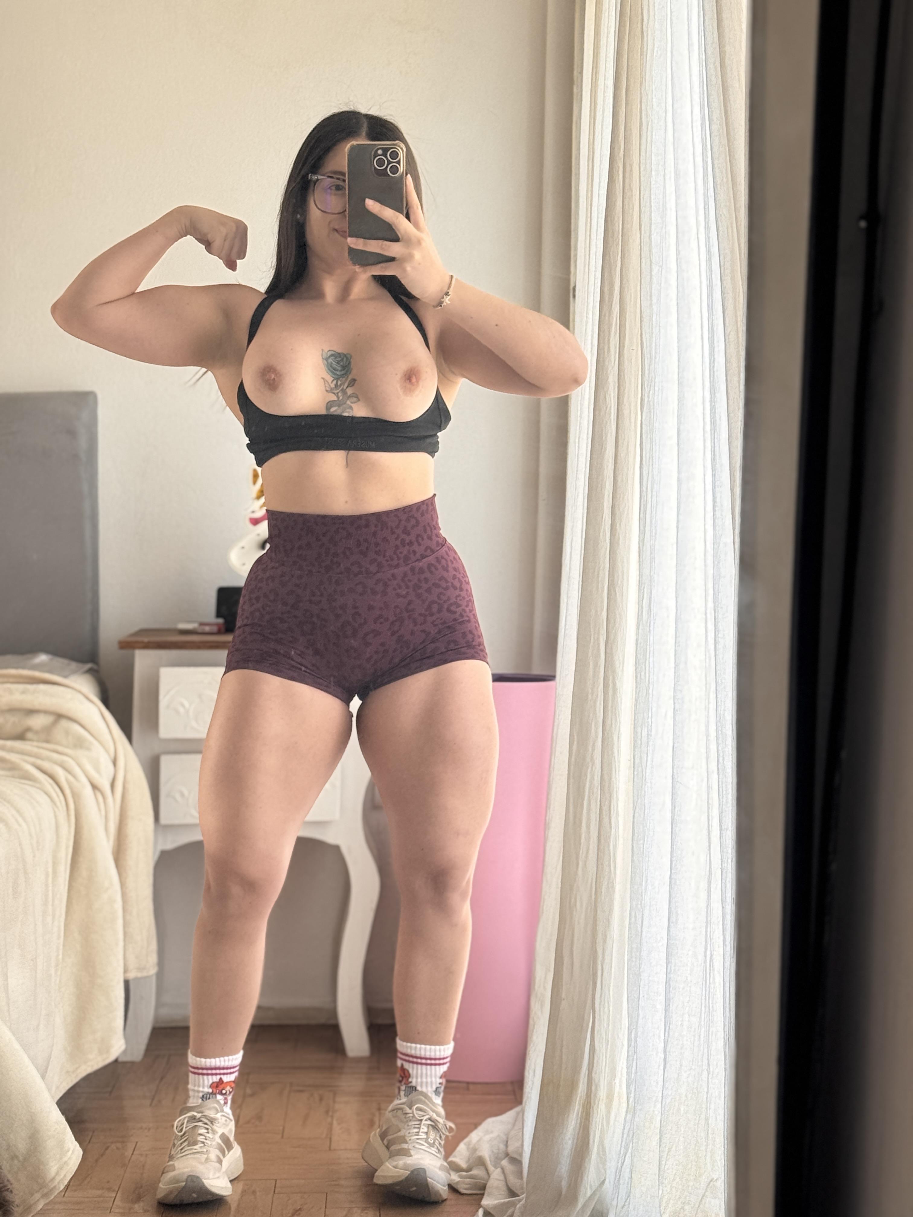 I wanna be someone’s gym crush :)