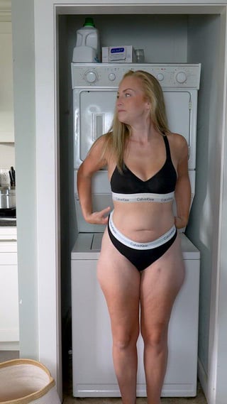 This is for all of the chubby chasers that love curves, confidence, and a mom bod that’s all natural