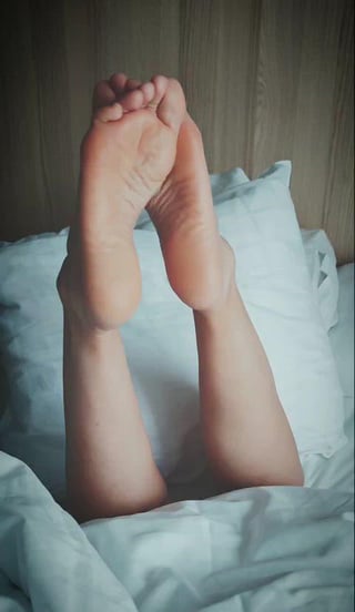 Put it right here between my soles