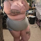 Rare full body pics
