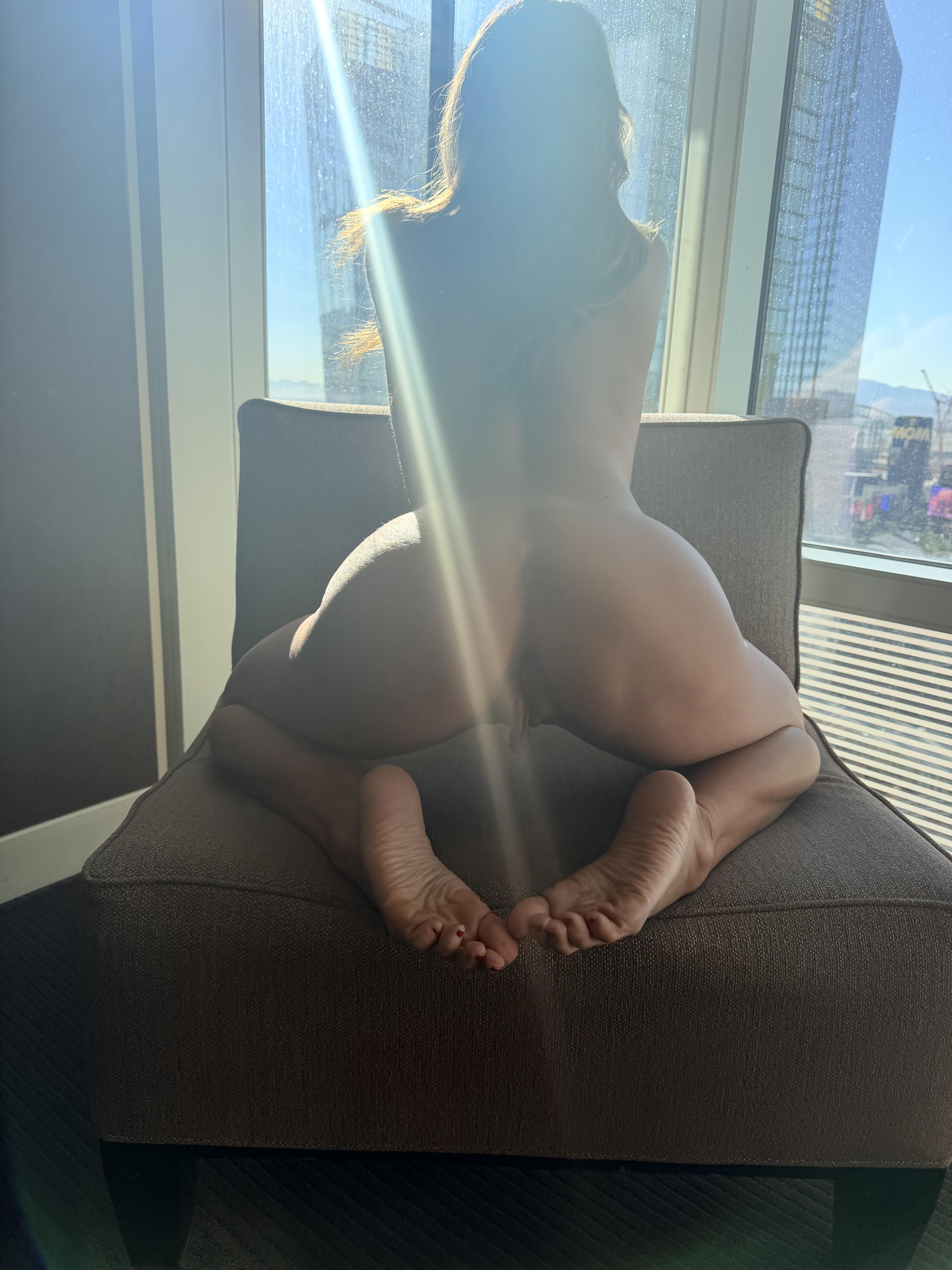 Hump day fucking starts now…
