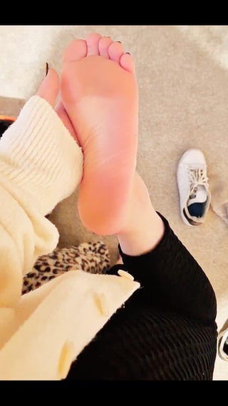 Baking up some sweaty soles for you today😊
