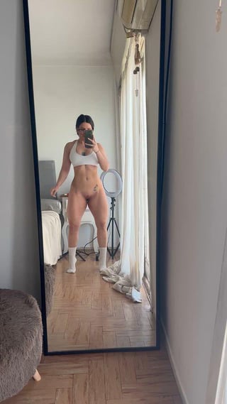 I train hard 5x per week to look this good