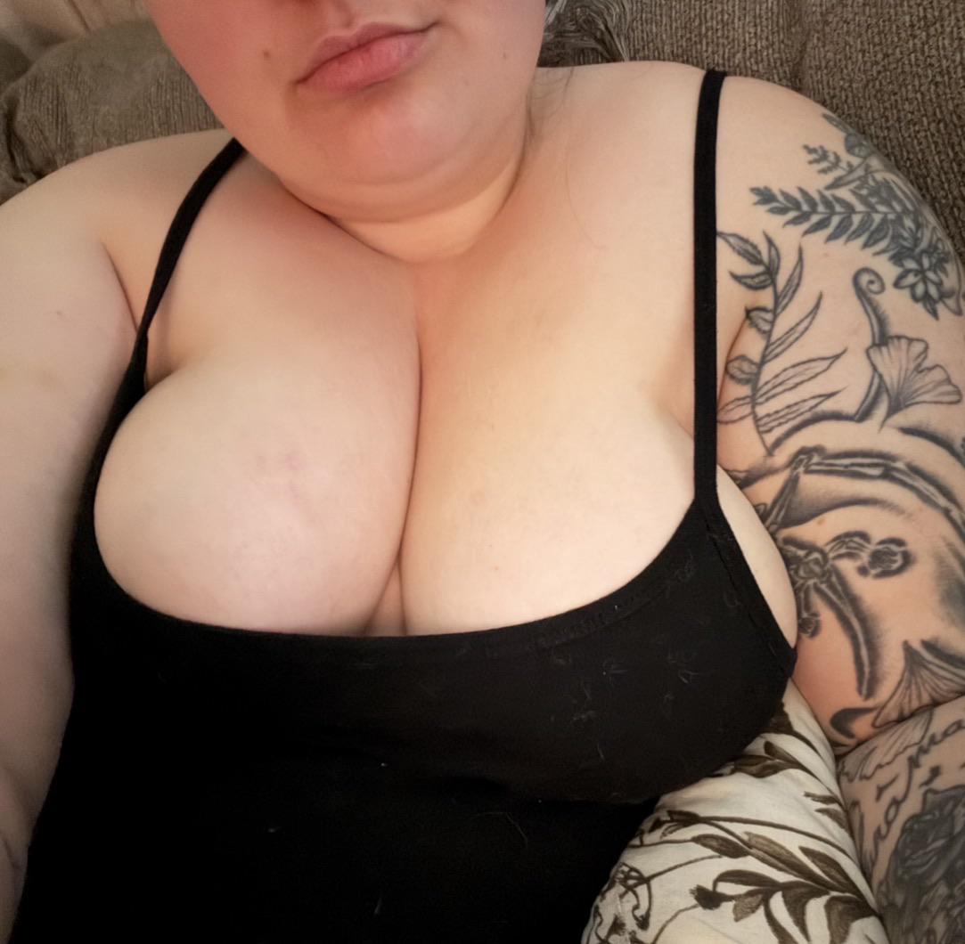Can’t forget about titty Tuesday 😝