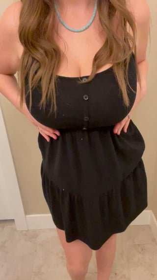 No bra day for my mommy melons