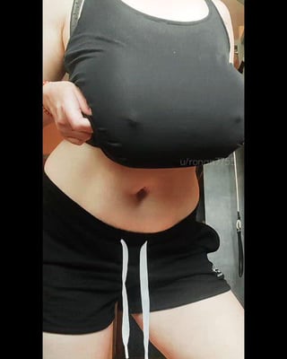 Nice curves on my mombod :)