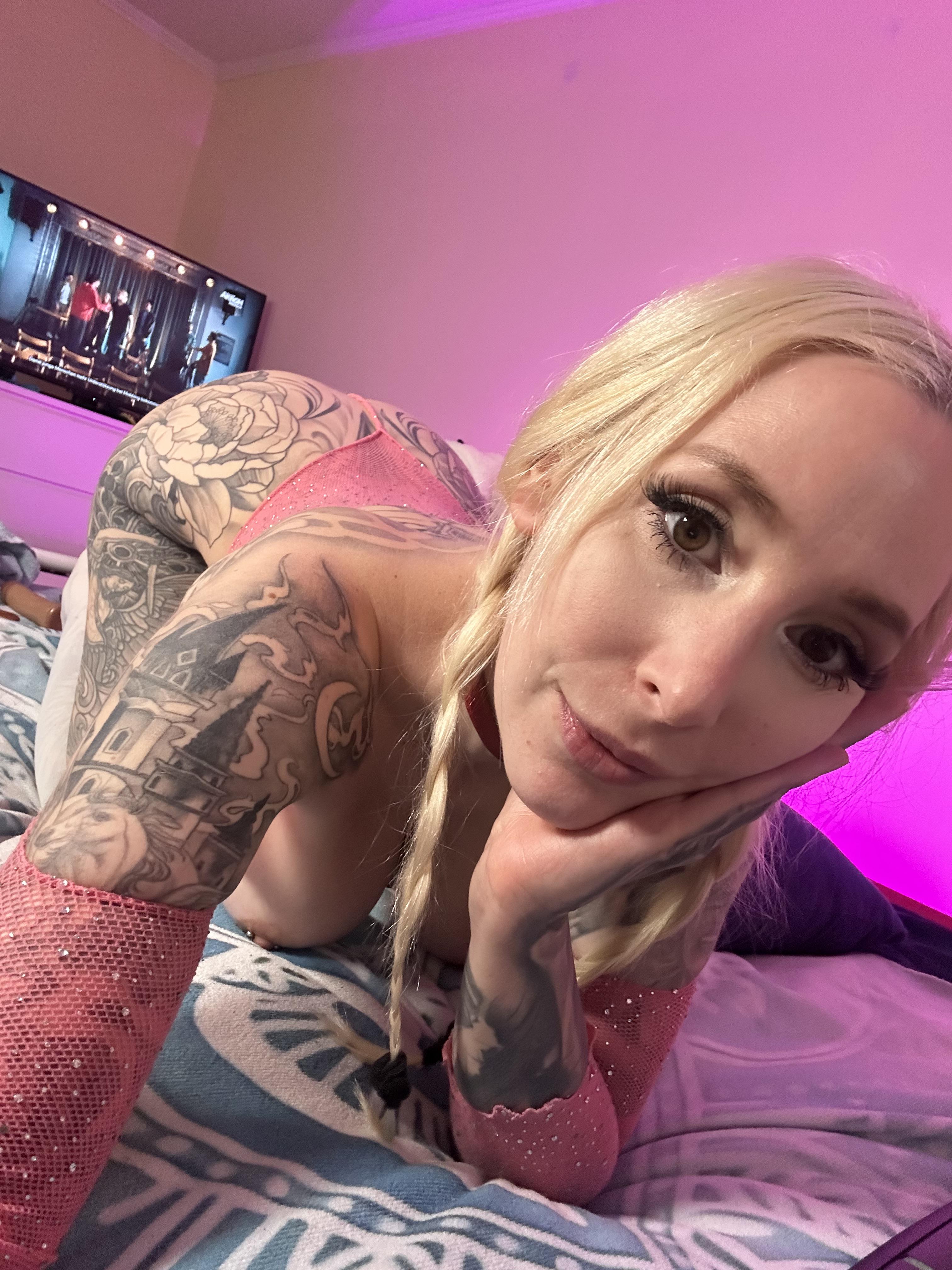 The weather is bad today, so it’s time for Netflix and chill.