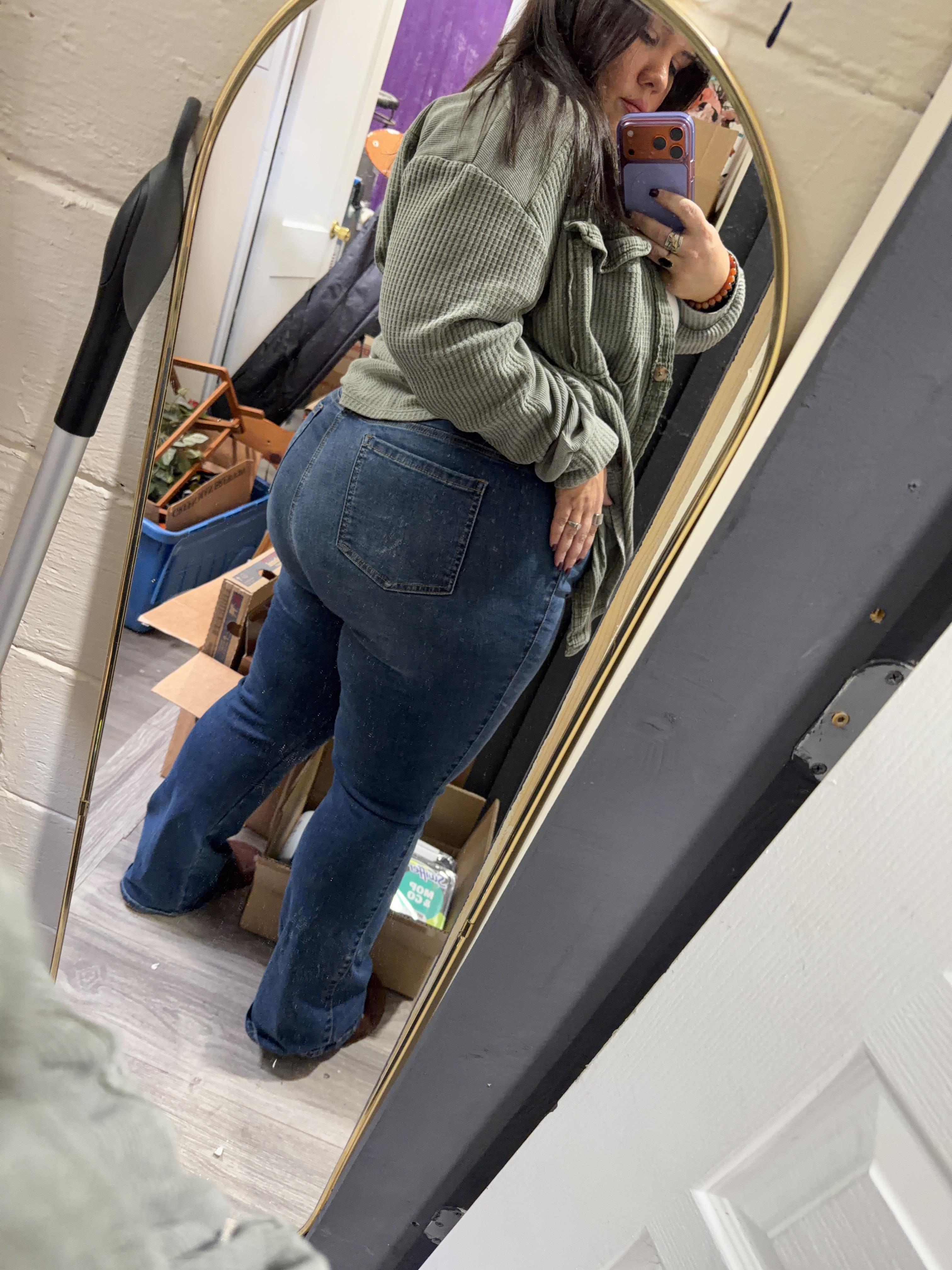 petite n stacked 🤭