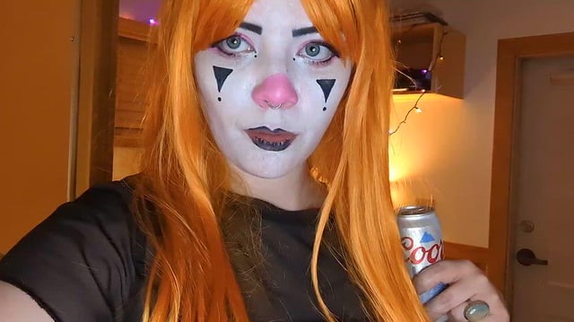 And sometimes my bulls get surprised with the full hotwife clowngirl experience. It’s close enough to Halloween.
