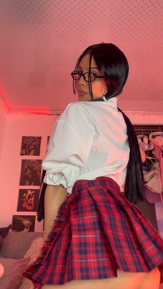Who would like to keep my panties?